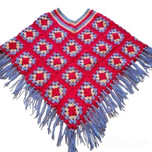 Vintage Handmade Womens Crochet Fringe Poncho-One Size